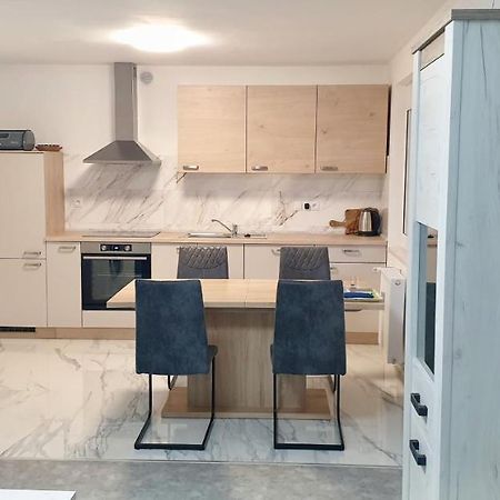 Apartma Sivi Zako 博希尼 外观 照片