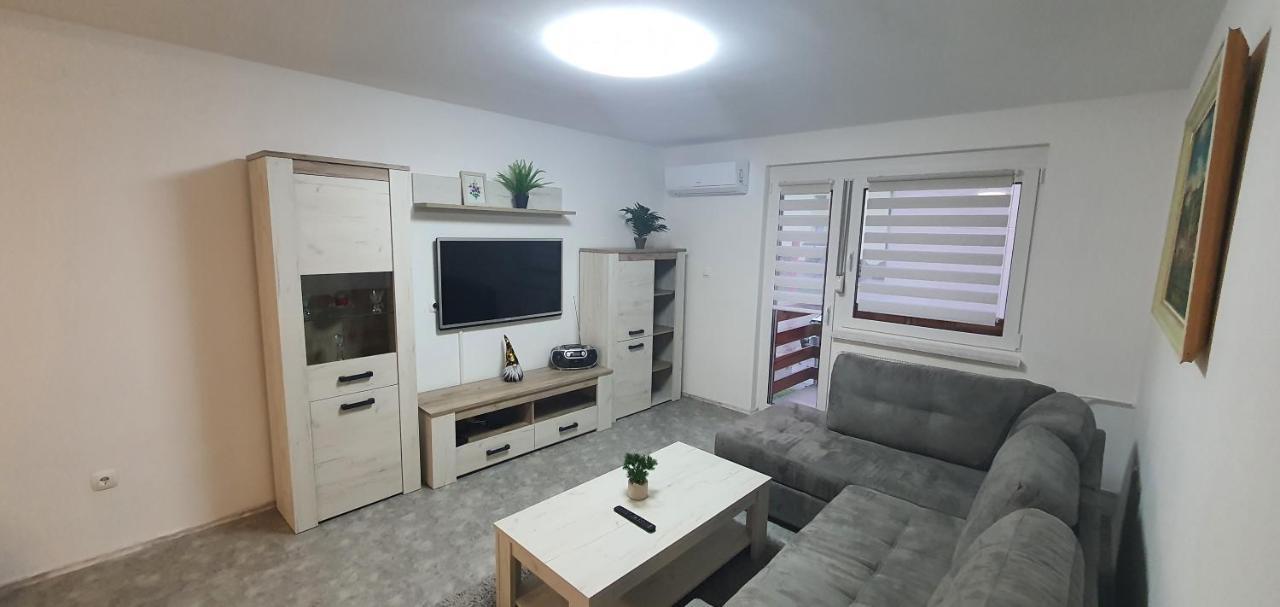 Apartma Sivi Zako 博希尼 外观 照片