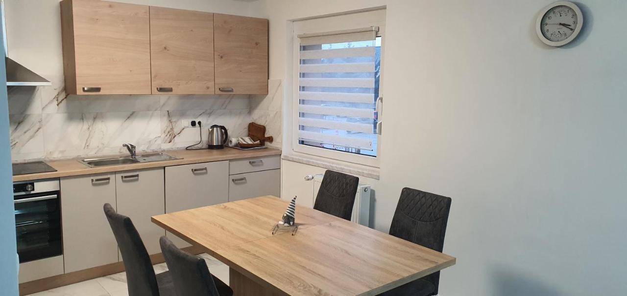 Apartma Sivi Zako 博希尼 外观 照片